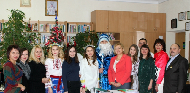 Святий Миколай вітає викладачів кафедри практичної психології